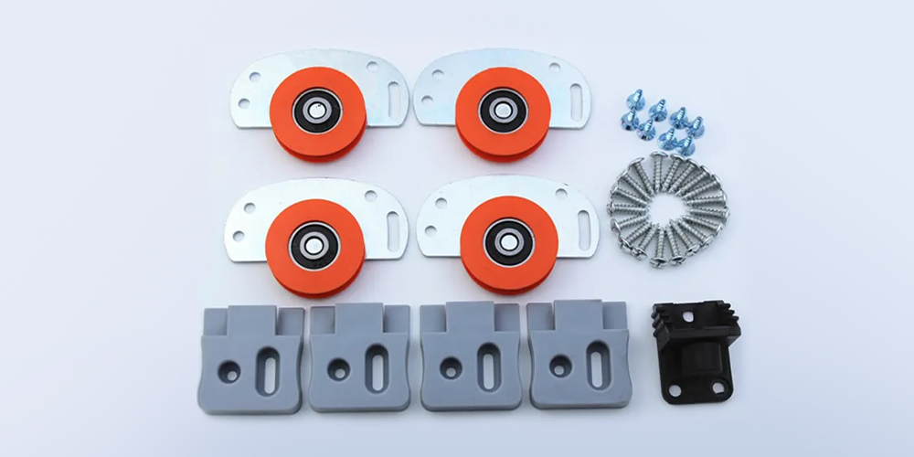 12.Cabinet Door Roller.jpg