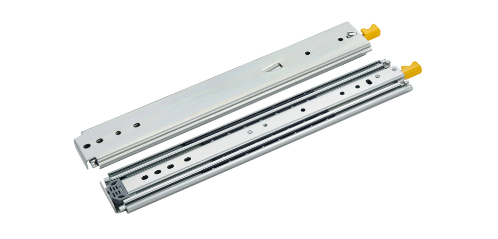 7.Full extension heavy duty ball beaing slide with locking device.jpg